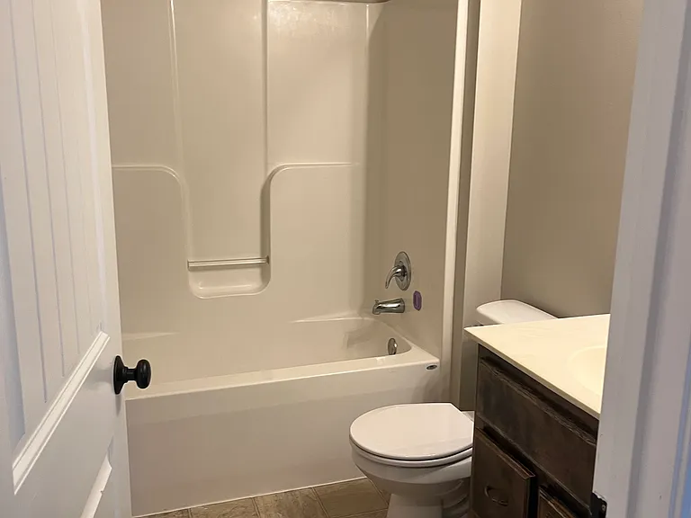 947 N Cypress Cir — Photo 14