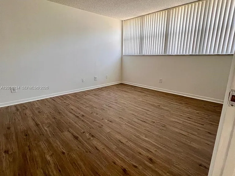 700 NW 214th St #411 — Photo 10