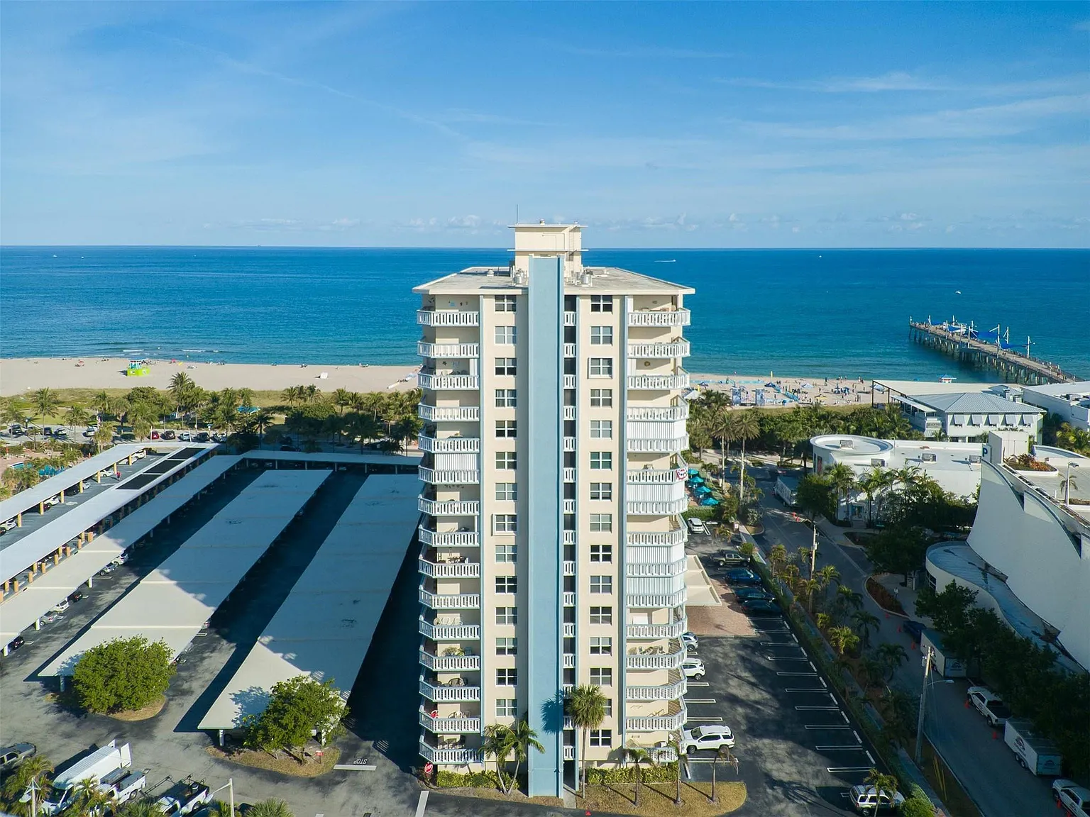 1 bed, 1.0 bath, 900 sqft, $2,300 — Photo 1
