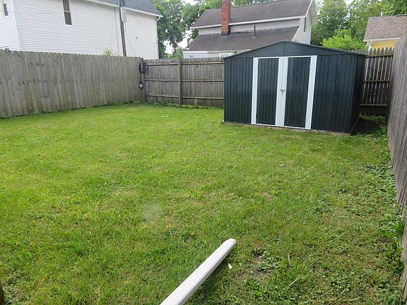 3rd image of 11 Western Ave