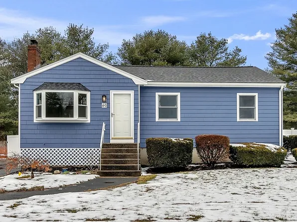 46 Forest St, Franklin, MA 02038