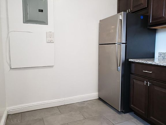 3rd image of 8714 129th St APT 4B