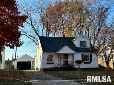 2425 S State St, Springfield, IL, 62704