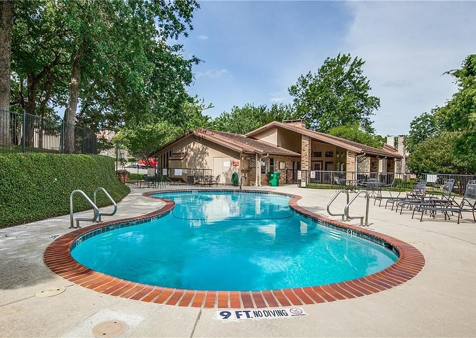 1st image of 5813 Chimney Wood Cir