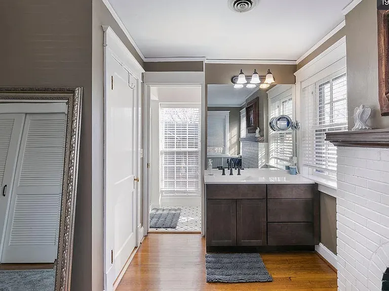7446 Byron Pl — Photo 14