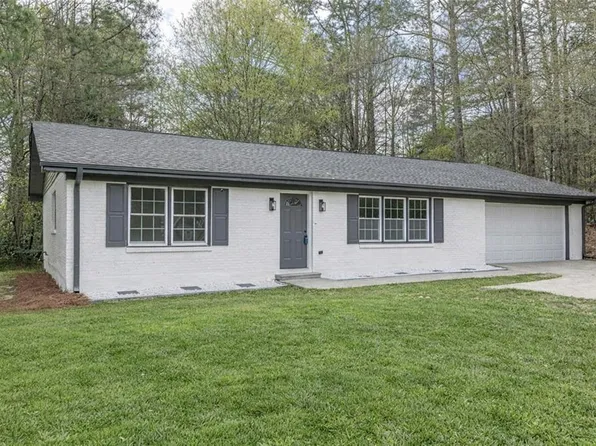 7498 Helms Ct, Jonesboro, GA 30236
