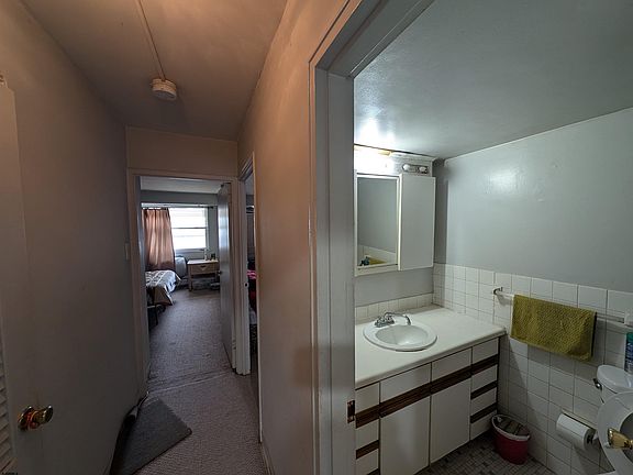 5th image of 3817 Ventnor Ave APT 301