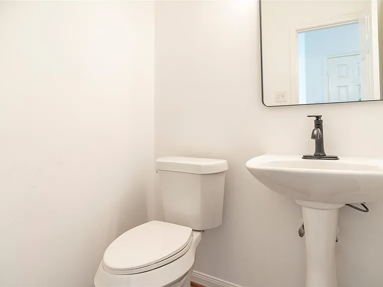 16327 Woma Ct — Photo 31
