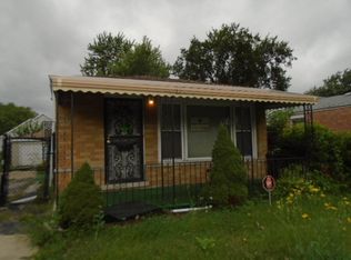 16038 Page Ave, Harvey, IL 60426