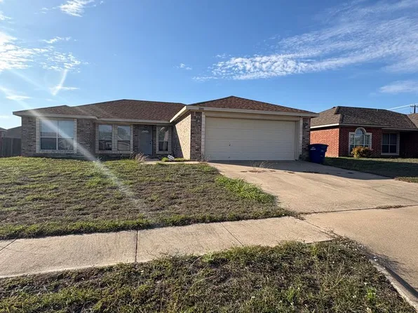 2303 Jake Dr, Copperas Cove, TX 76522