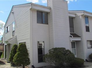 25 Pierces Rd APT 9, Newburgh, NY 12550