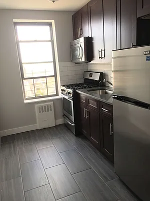 Rented by Premier One Realty LLC | media 7