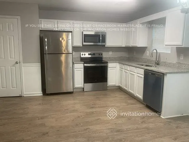 55 Carver Dr — Photo 3