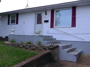 303 Williams St, De Soto, MO 63020