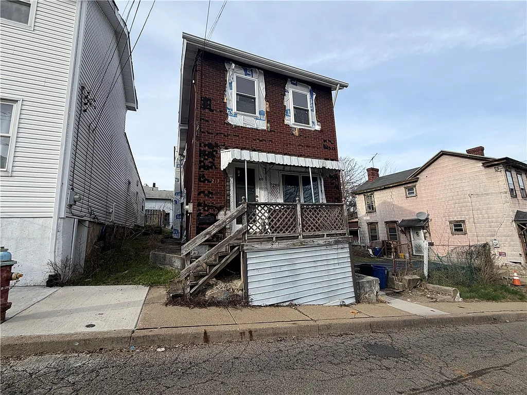 217 Kramer Way photo 1