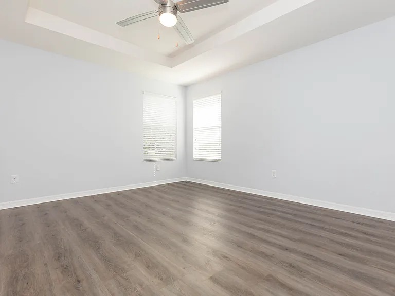 15948 Fishhawk View Dr — Photo 21