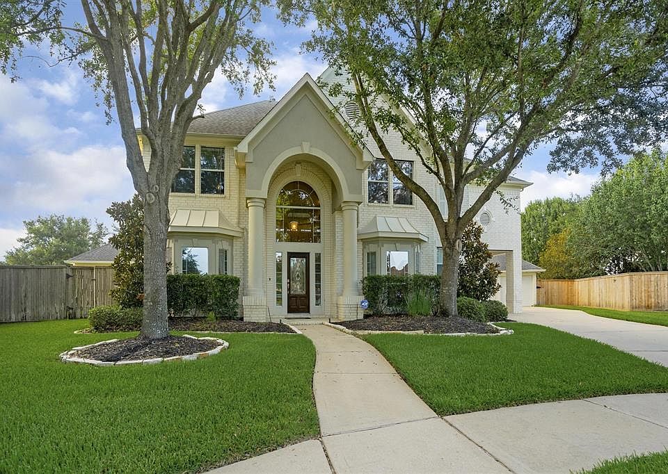 1st image of 1203 Crescent Cove Ct