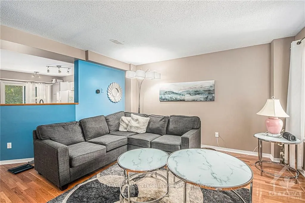 3 bed, $2,995 — Photo 3