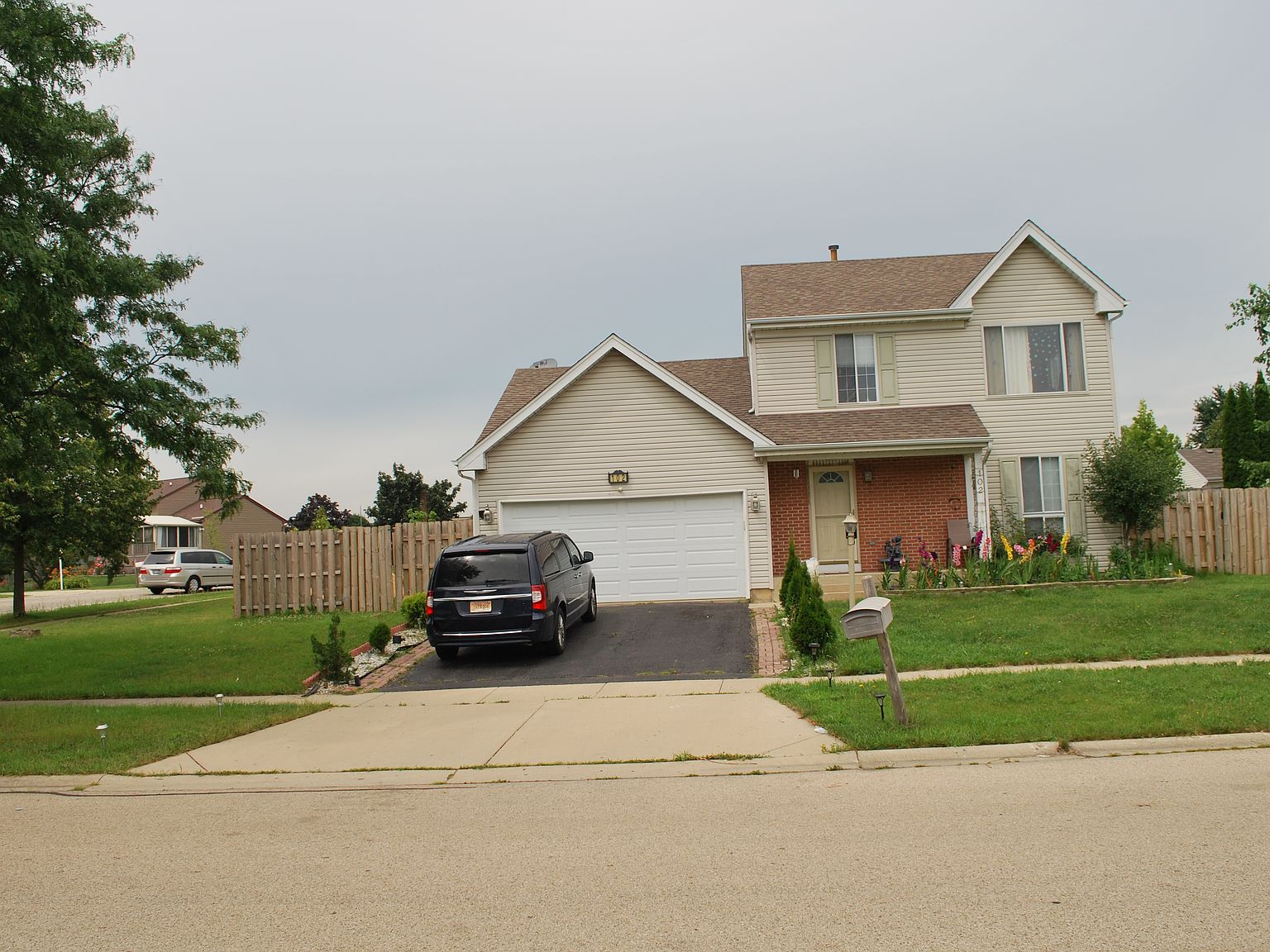 102 Filbert Dr, Streamwood, IL 60107 Zillow