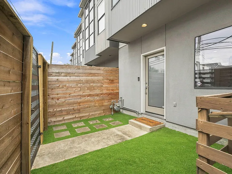 1035 Bonner St #1035 — Photo 31