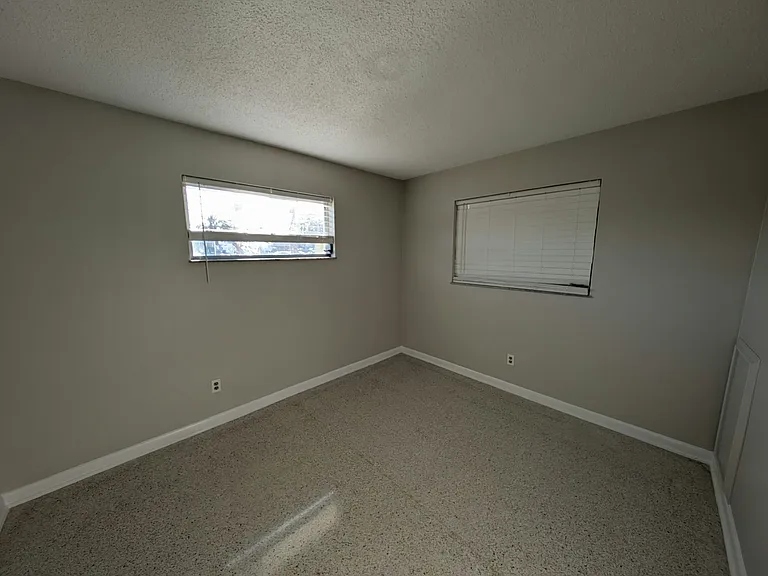 1580 Andover Dr — Photo 47