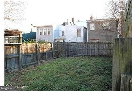 1st image of 318 Devers Ct