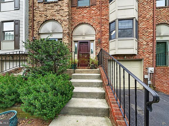 4th image of 30 Woods Way