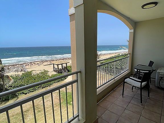 1ST FLOOR BALCONY 