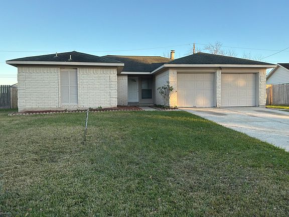 2nd image of 2939 Ocean Way