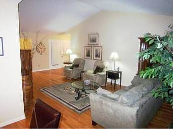 3rd image of 18236 Farm Ln