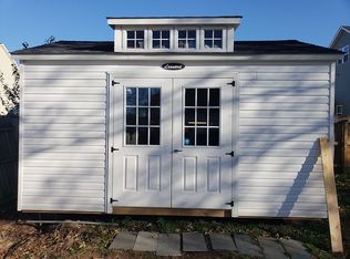 5129 Reids Pointe Rd, Glen Allen, VA 23060