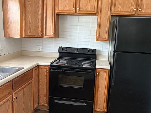 4th image of 4911 Chamberlayne Ave APT A