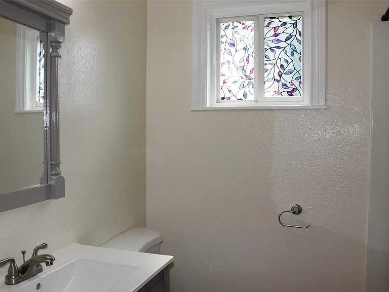 410 Hahlo St — Photo 17