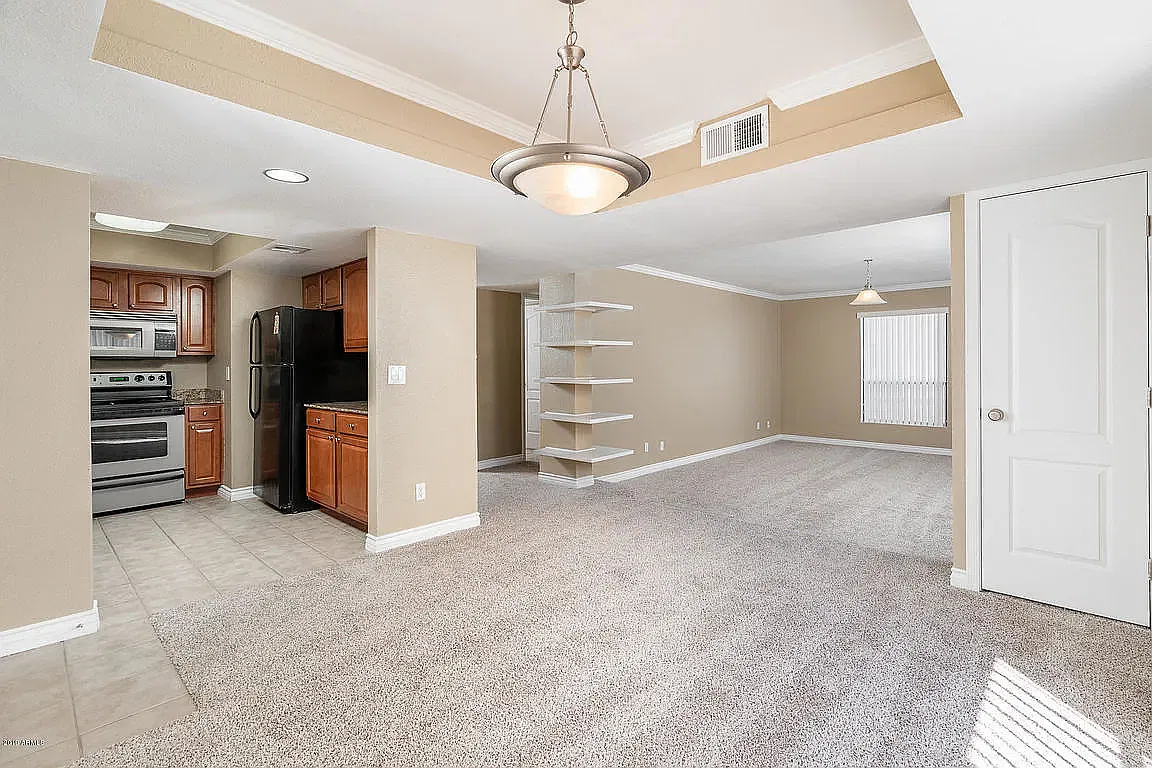 2 bed, 1174 sqft, $1,750 — Photo 3
