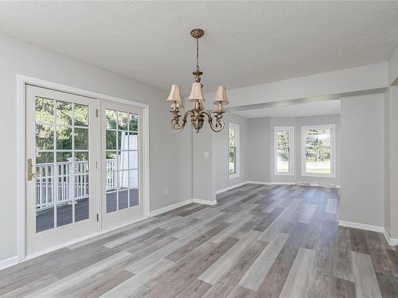 5th image of 2 Eaglesfield Way