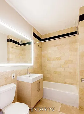 Rented by Town Residential | media 28