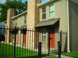 622 S Rogers Rd, Irving, TX 75060