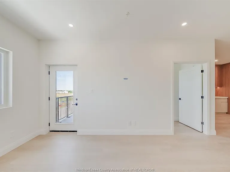 4300 Laurier Pkwy #546 — Photo 26