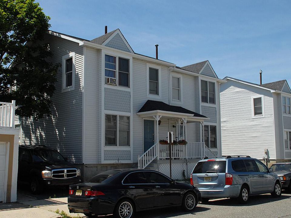 2nd image of 148 N Delaware Ave