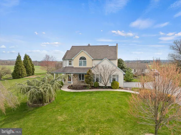 5813 Kingsfield Dr, Narvon, PA 17555