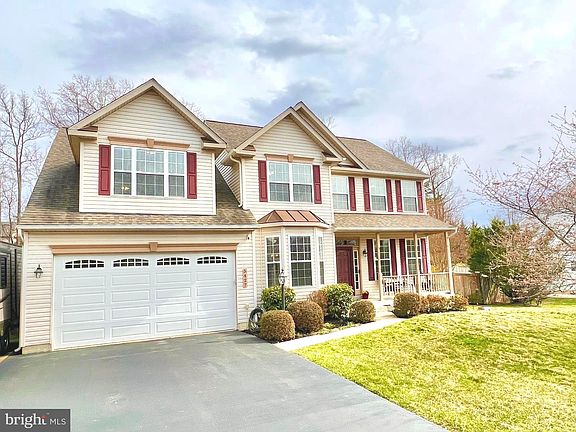 3rd image of 5427 Quaint Dr