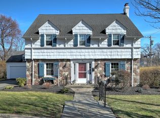 8 Dartmouth Rd, West Orange, NJ 07052