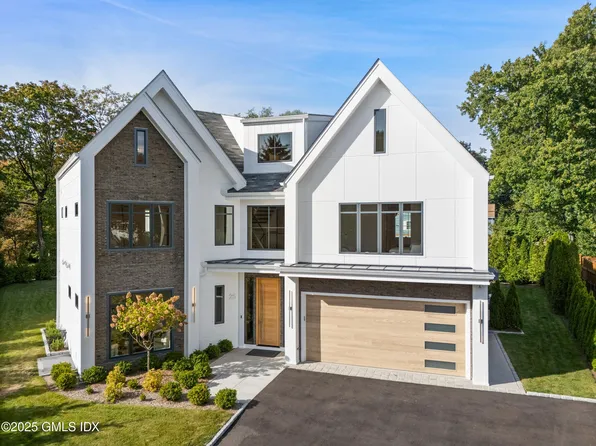 25 Dialstone Ln, Riverside, CT 06878