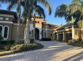 626 Balibay Rd, Apollo Beach, FL 33572