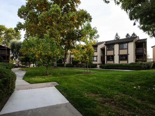 765 San Antonio Rd APT 18, Palo Alto, CA 94303