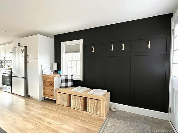 5th image of 2657 103rd Rte