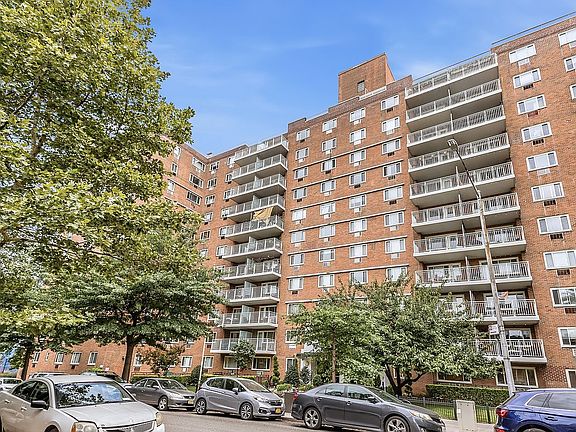 3rd image of 39-65 52nd St APT 8K