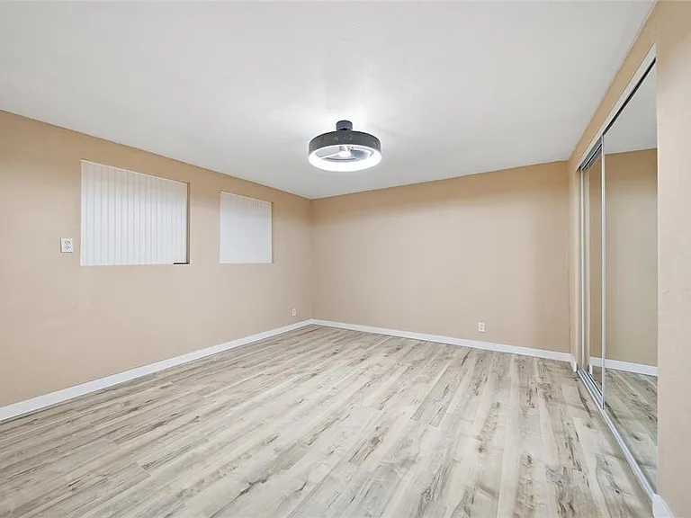 7247 Oelsner St — Photo 20