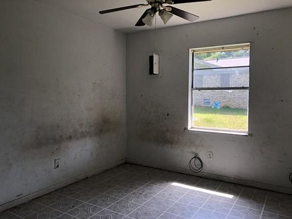 5th image of 513 Warren Dr