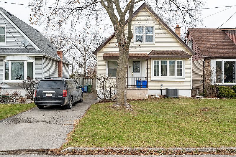 1st image of 9 Cherry Rd #2